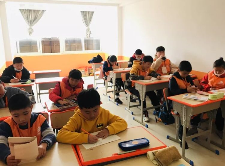 开托管班需要什么手续，开托管班需要什么证件