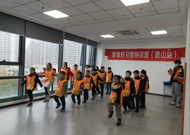 新手小白在开托管班怎样降低风险