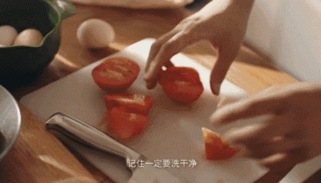 父母牢记“三不惯两不管”，孩子长大肯定有出息