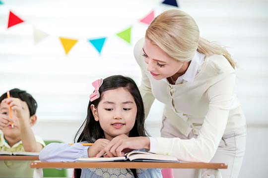 家庭教育最大的陷阱：父母事事包办，孩子理所应当