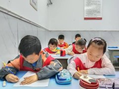 孩子的冷漠，是父母亲手种下的种子！4个习惯折射的家庭教育真相