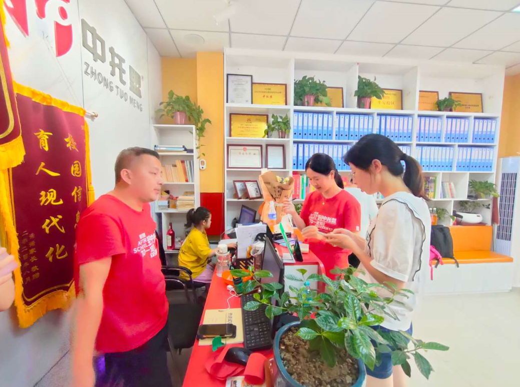 当今五大隐蔽暴利行业及其成因 | 揭秘