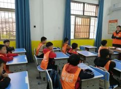 开学季家长难题：接娃难、作业愁、习惯差？晋级托管为你解忧