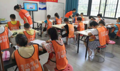 中高考1分甩开万人！孩子练字别等，每天10分钟，卷面干净多拿分