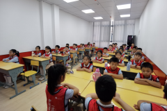 “暴利”托管已死！